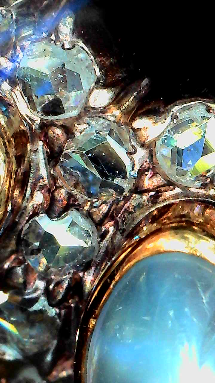Shelley Brooch