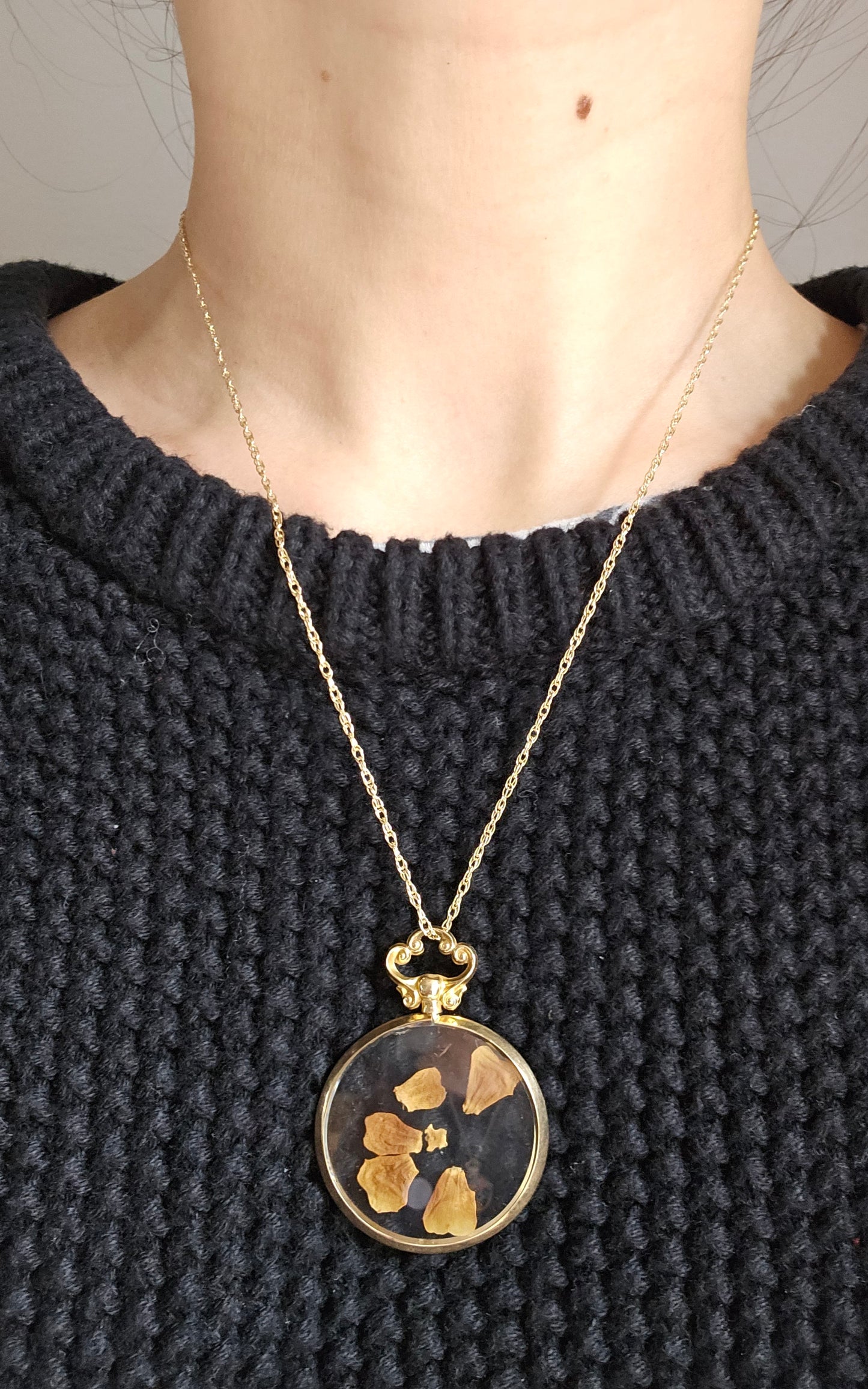 Carlisle Pendant