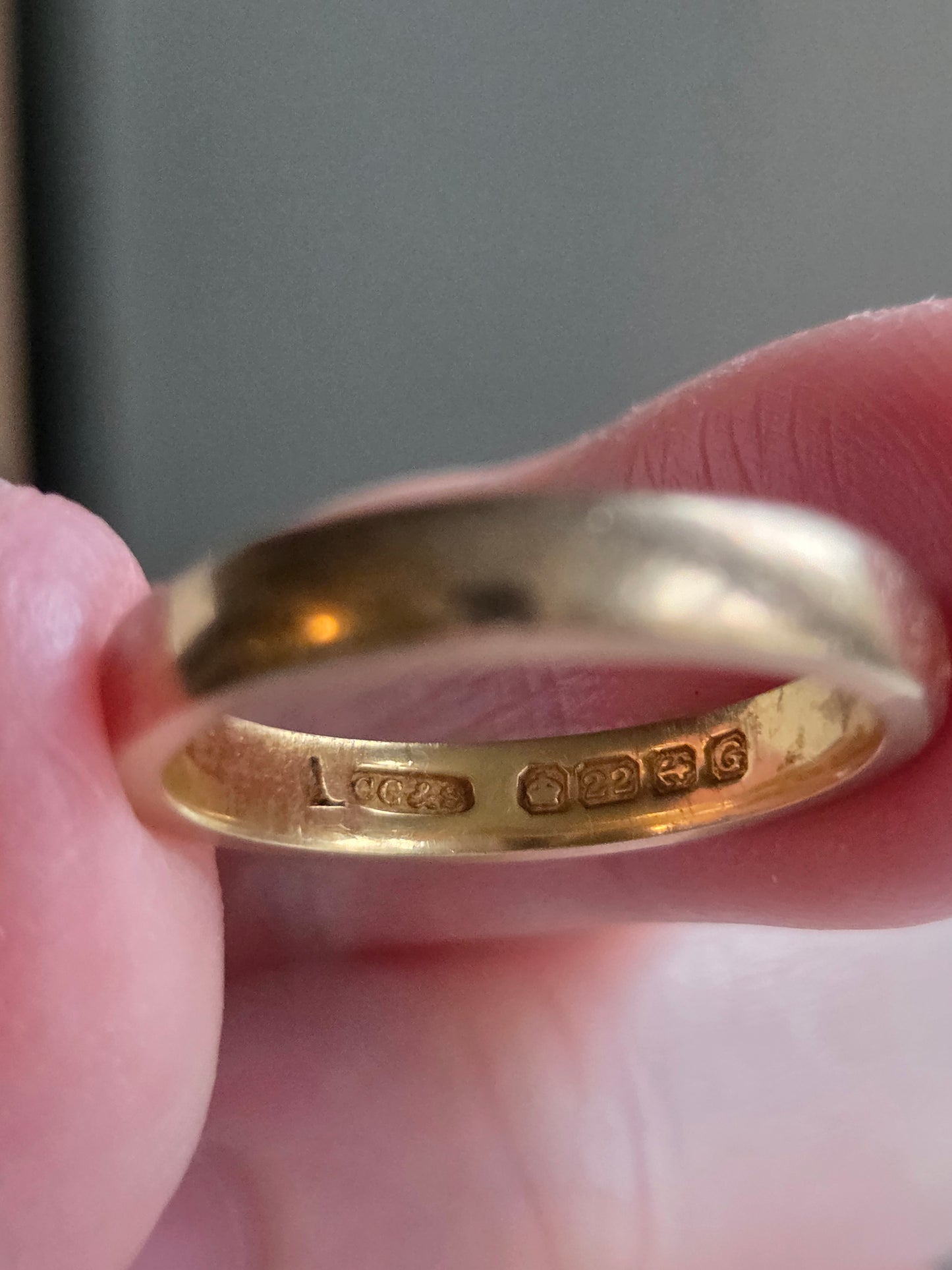 22k Gold Victorian 1855 Wedding Band