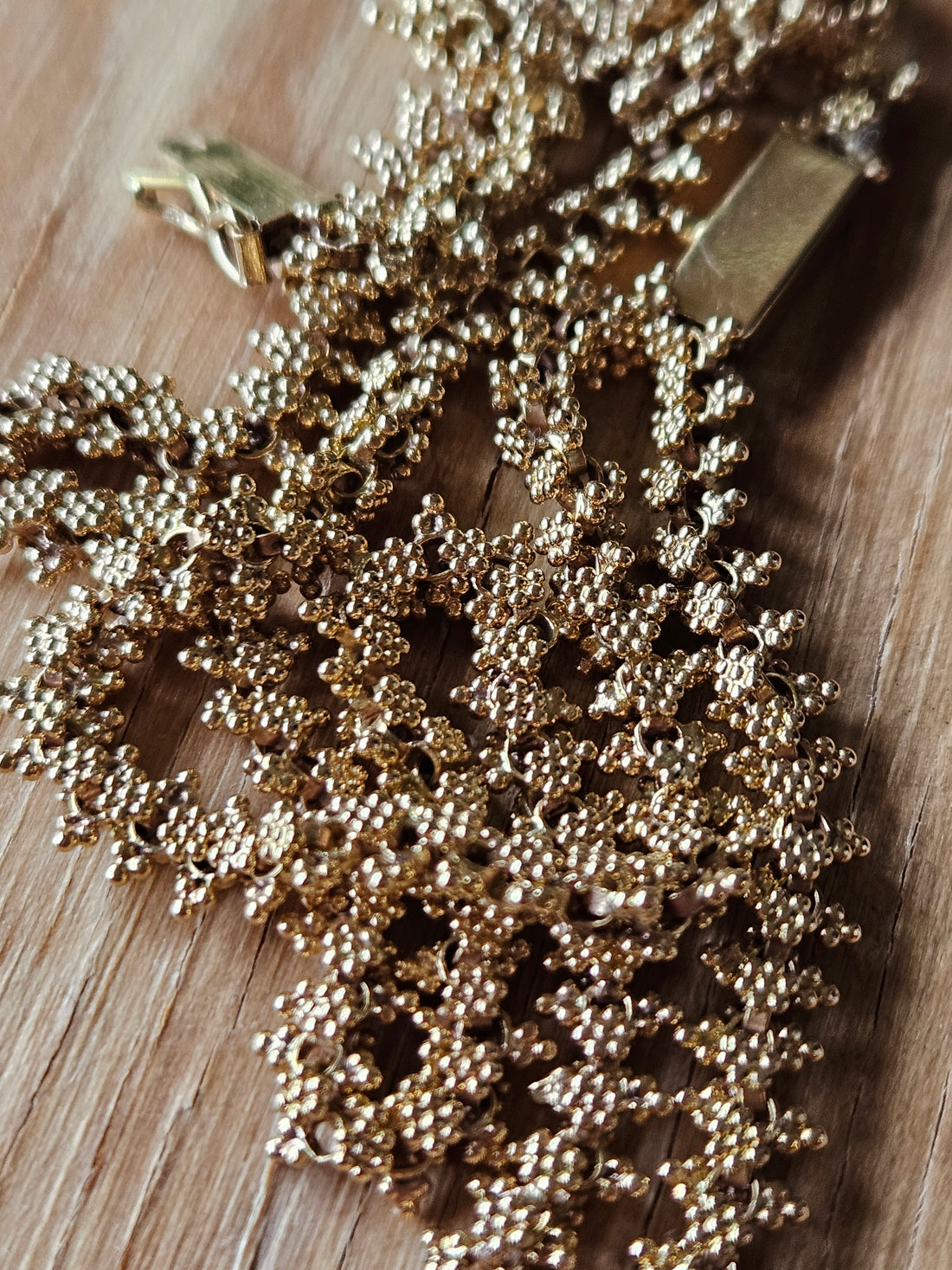 The Beauty and Elegance of Portuguese Gold Chains