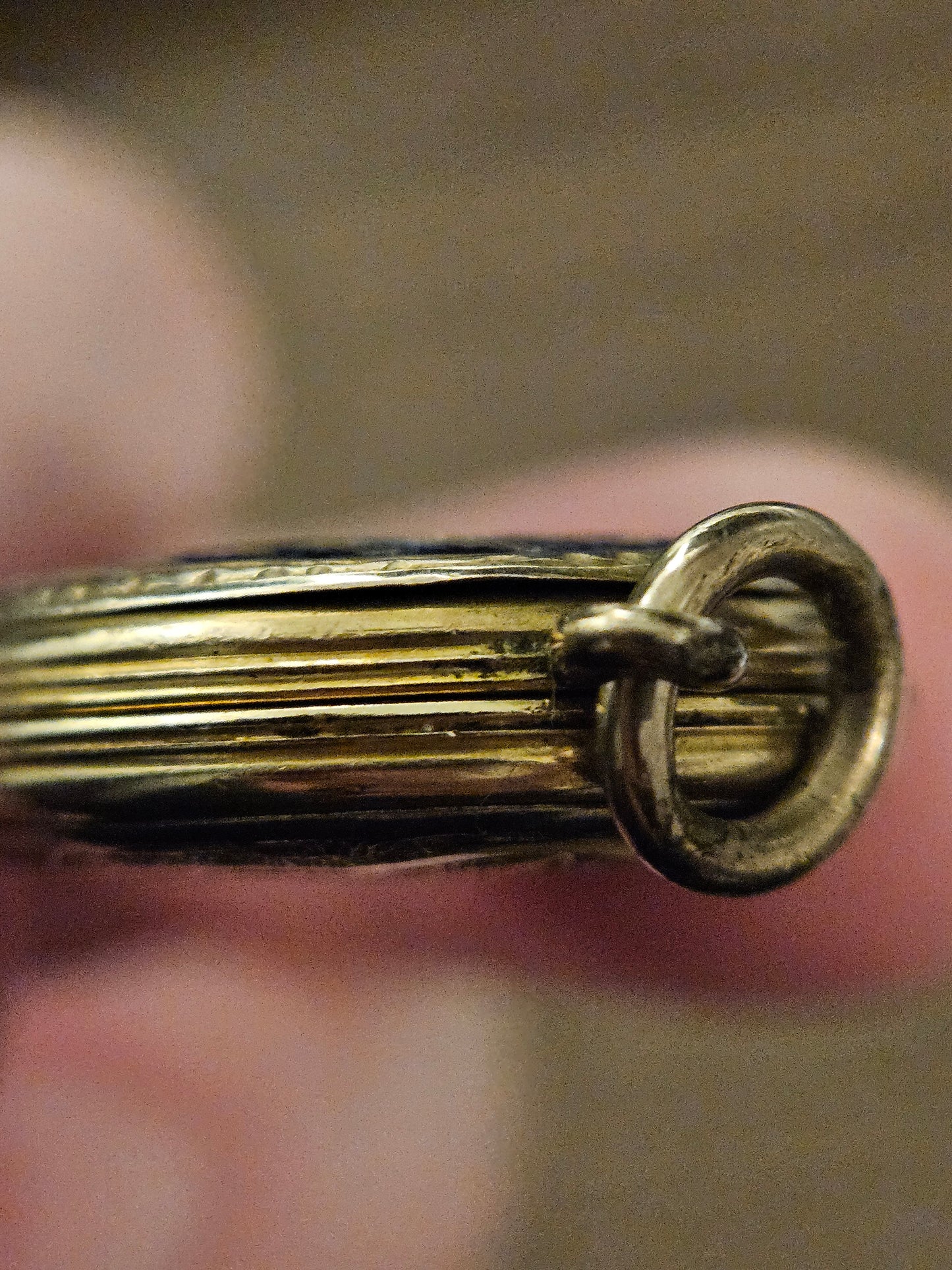 Max Pendant