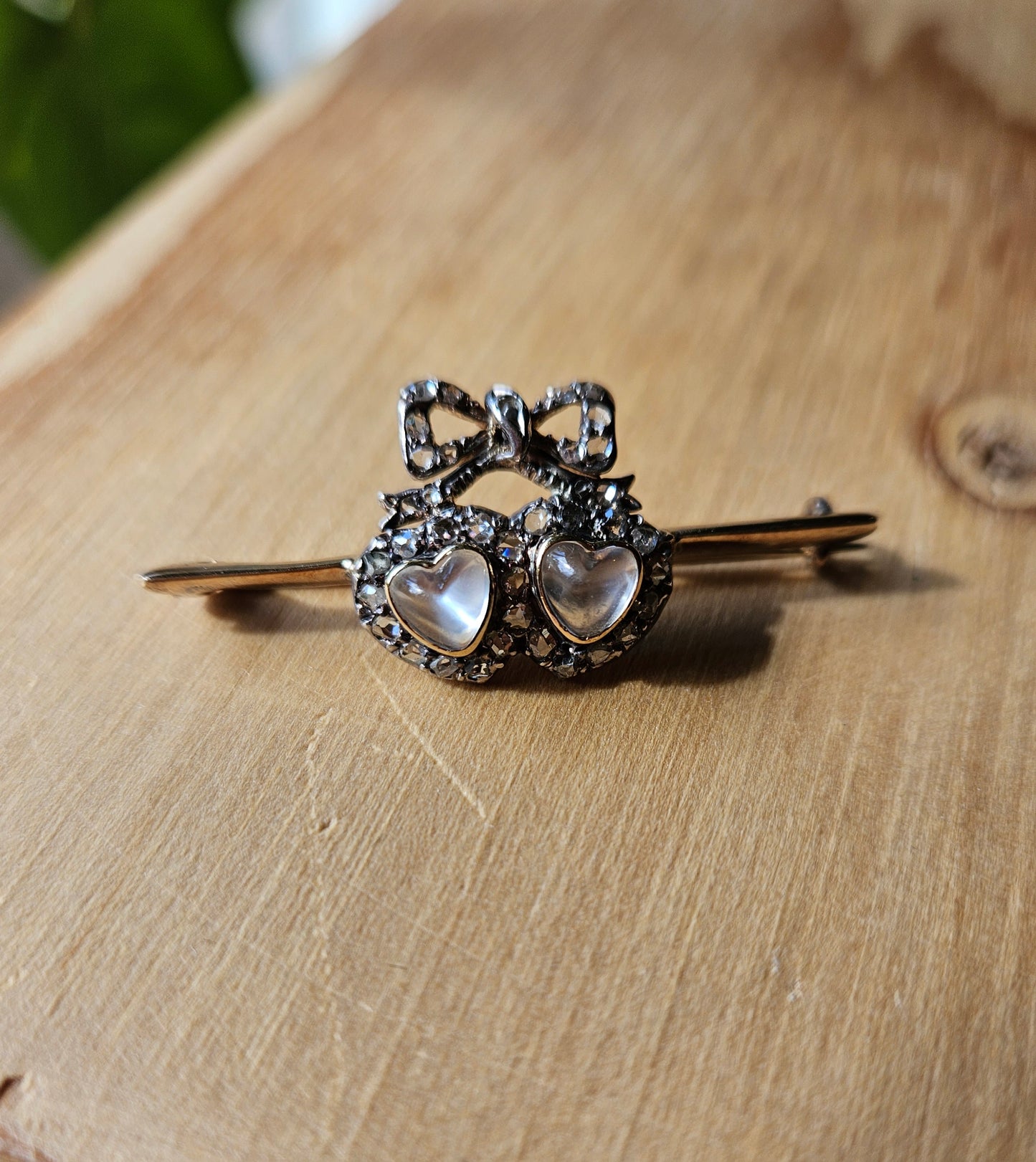 Shelley Brooch
