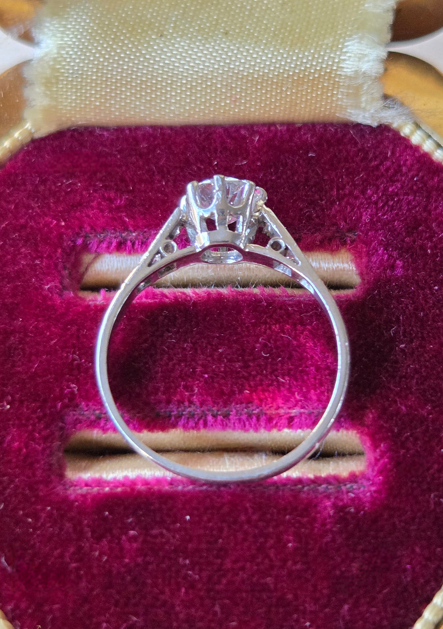 Edwardian Platinum 0.95ctw Diamond Ring