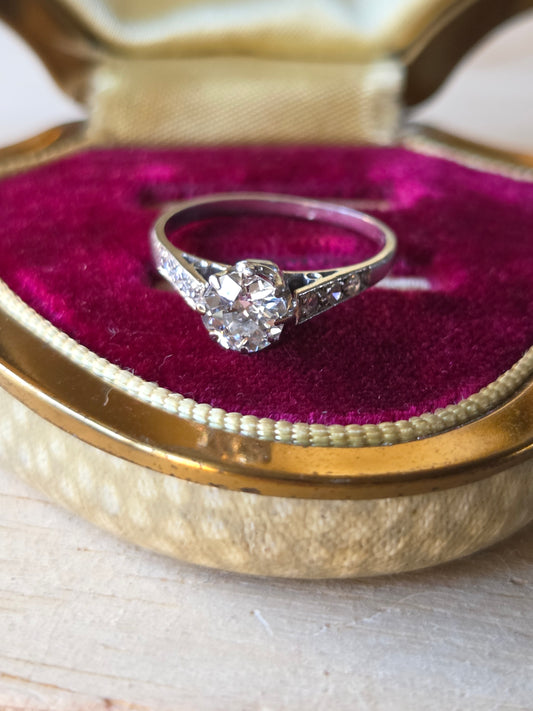 Edwardian Platinum 0.95ctw Diamond Ring
