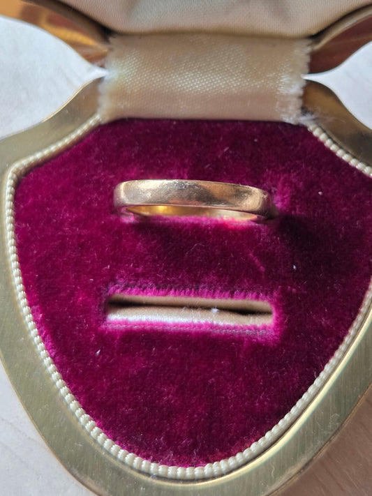 22k Gold Victorian 1855 Wedding Band